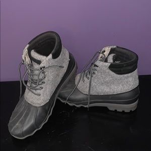 Grey wool & rubber Sperry duck boots